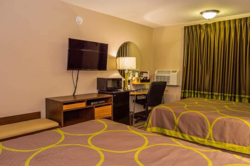 Super 8 By Wyndham Ardmore Luaran gambar