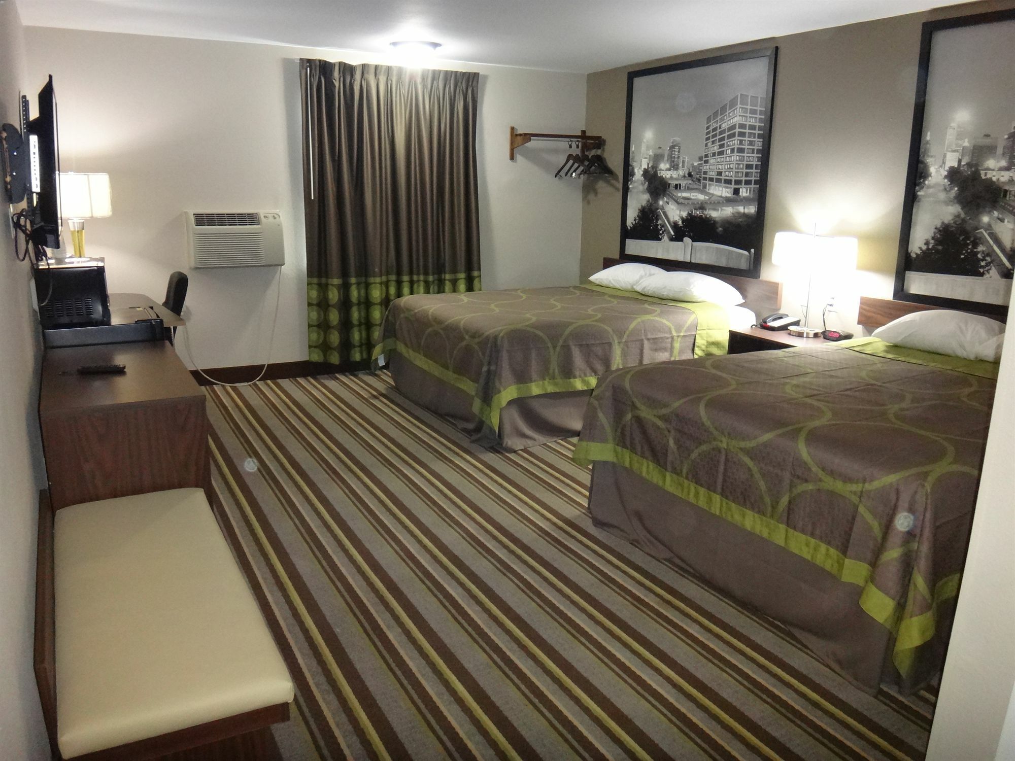 Super 8 By Wyndham Ardmore Luaran gambar